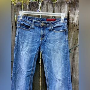 Women’s Vigoss jeans size 5/6 or 28 (both listed on tag)